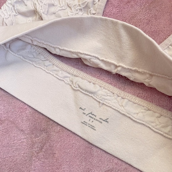 Urban Outfitters | Hadley seamless halter bralette - Picture 7 of 9